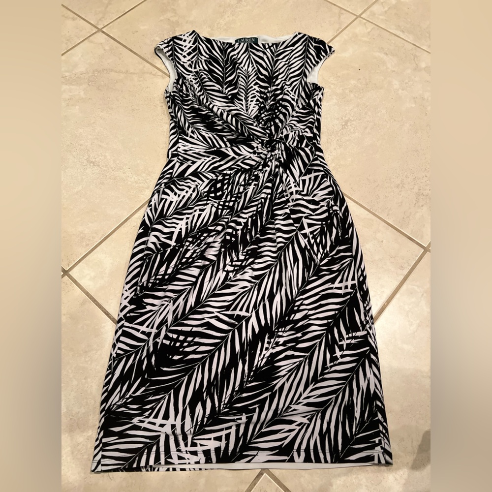 Lauren Ralph Lauren Black and White Leaf Print Midi Dress size 4